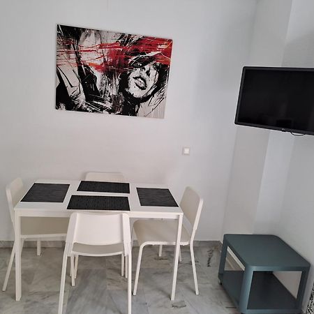 Apartamento ฟูเอนฮิโรลา ภายนอก รูปภาพ