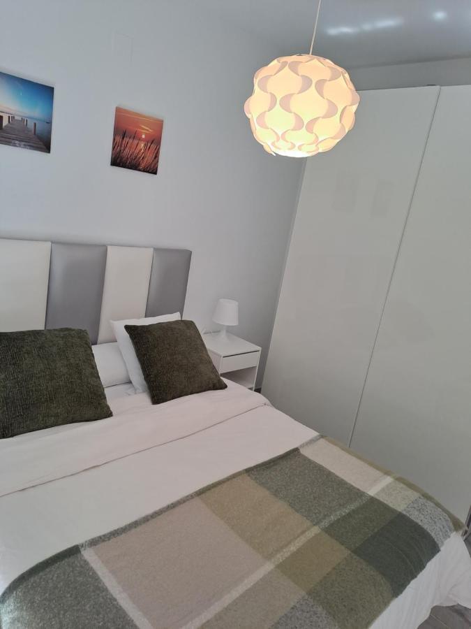 Apartamento ฟูเอนฮิโรลา ภายนอก รูปภาพ